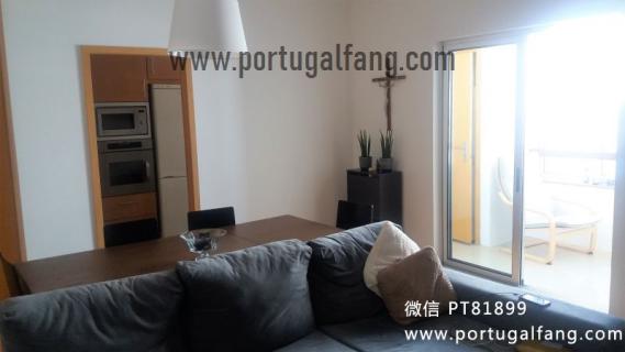 葡萄牙投资移民 葡萄牙房产 葡萄牙移民房产 移民房产 葡萄牙留学 波尔图海边城市T3精装修公寓25万欧元，有114平方米建筑面积