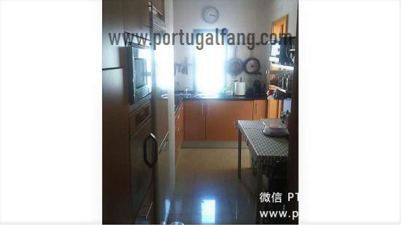葡萄牙投资移民 葡萄牙房产 葡萄牙移民房产 移民房产 葡萄牙留学 波尔图海边城市T3精装修公寓25万欧元，有114平方米建筑面积