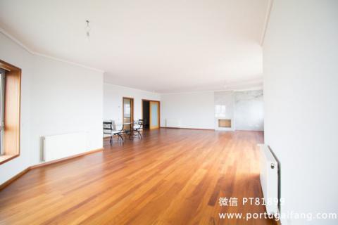 葡萄牙投资移民 葡萄牙房产 葡萄牙移民房产 移民房产 葡萄牙留学 Porto市中心新盘优质公寓T５居室５卫出售751,800€精装修336m²