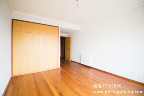 葡萄牙投资移民 葡萄牙房产 葡萄牙移民房产 移民房产 葡萄牙留学 Porto市中心新盘优质公寓T５居室５卫出售751,800€精装修336m²