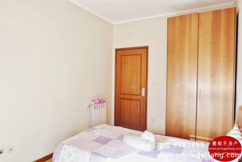 葡萄牙投资移民 葡萄牙房产 葡萄牙移民房产 移民房产 葡萄牙留学 波尔图优质公寓T3+3卫2停车位出售26万€125 m²地铁950m
