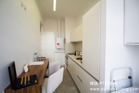 葡萄牙投资移民 葡萄牙房产 葡萄牙移民房产 移民房产 葡萄牙留学 Porto市中心河边公寓1室1卫精装修售42.5万€带车库