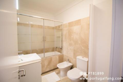 葡萄牙投资移民 葡萄牙房产 葡萄牙移民房产 移民房产 葡萄牙留学 Porto市中心河边公寓1室1卫精装修售42.5万€带车库