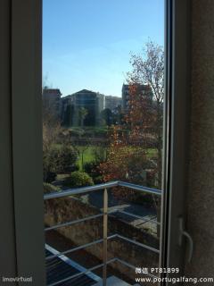 葡萄牙投资移民 葡萄牙房产 葡萄牙移民房产 移民房产 葡萄牙留学 Porto公园美景翻新别墅3层3室2厅4卫200m2售28万€带私家车库