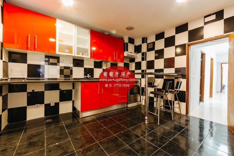 里斯本近地铁翻新优质公寓T3室1卫出售39.9万€ 葡萄牙投资移民 葡萄牙房产 葡萄牙移民房产 移民房产 葡萄牙留学