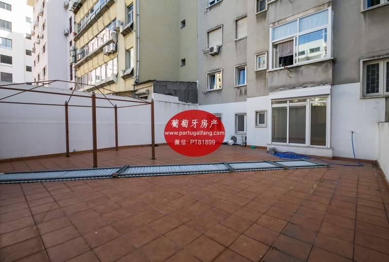 Lisboa市中心近地铁公寓T2室2卫出售425 000 €77m2 葡萄牙投资移民 葡萄牙房产 葡萄牙移民房产 移民房产 葡萄牙留学