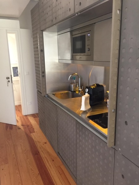 葡萄牙投资移民 葡萄牙房产 葡萄牙移民房产 移民房产 葡萄牙留学 波尔图市中心近地铁翻新复式公寓T2出售42万€