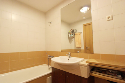 葡萄牙投资移民 葡萄牙房产 葡萄牙移民房产 移民房产 葡萄牙留学 里斯本优质精装修公寓1室1厅2车位2仓储靠近Alameda广场22.5万€