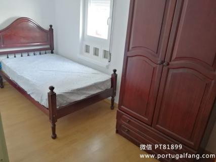 葡萄牙投资移民 葡萄牙房产 葡萄牙移民房产 移民房产 葡萄牙留学 里斯本公寓T3室售18万60 m2位置好,地铁步行3分钟，广场停车便利