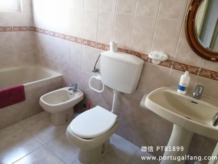 葡萄牙投资移民 葡萄牙房产 葡萄牙移民房产 移民房产 葡萄牙留学 里斯本公寓T3室售18万60 m2位置好,地铁步行3分钟，广场停车便利