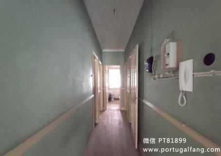 葡萄牙投资移民 葡萄牙房产 葡萄牙移民房产 移民房产 葡萄牙留学 里斯本São Vicente需翻新公寓T4室1卫 32万€