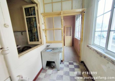 葡萄牙投资移民 葡萄牙房产 葡萄牙移民房产 移民房产 葡萄牙留学 里斯本São Vicente需翻新公寓T4室1卫 32万€