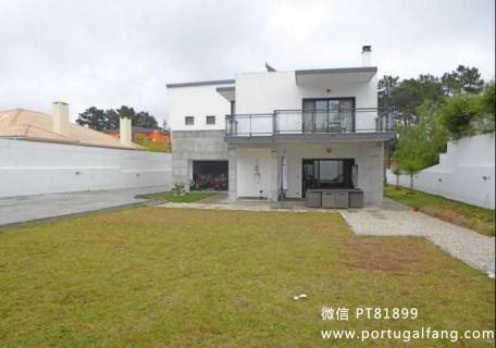 葡萄牙投资移民 葡萄牙房产 葡萄牙移民房产 移民房产 葡萄牙留学 Setúbal Corroios 双层独立别墅T6室3卫售73万€