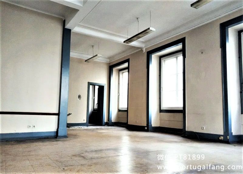 里斯本市中心旅游区需翻新公寓T3室售46.5万€近地铁站 葡萄牙投资移民 葡萄牙房产 葡萄牙移民房产 移民房产 葡萄牙留学