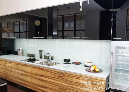 葡萄牙投资移民 葡萄牙房产 葡萄牙移民房产 移民房产 葡萄牙留学 卡斯卡伊斯新建花园式豪华别墅T3室2卫80万€