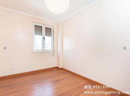 葡萄牙投资移民 葡萄牙房产 葡萄牙移民房产 移民房产 葡萄牙留学 里斯Olivais购物中心对面全翻新公寓出售30万€